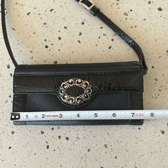 Brighton Small Black Pebbled Leather Croc Crossbody Wallet Detachable Strap EUC - Picture 4 of 12